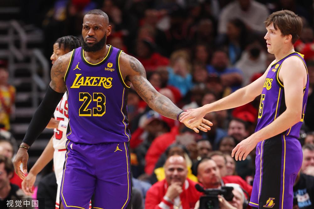 青少年观赛 青少年观赛